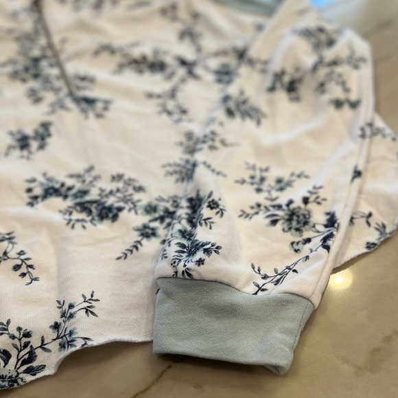 Wild Fable quarter zip blue floral sweatshirt sz M - Picture 4 of 6